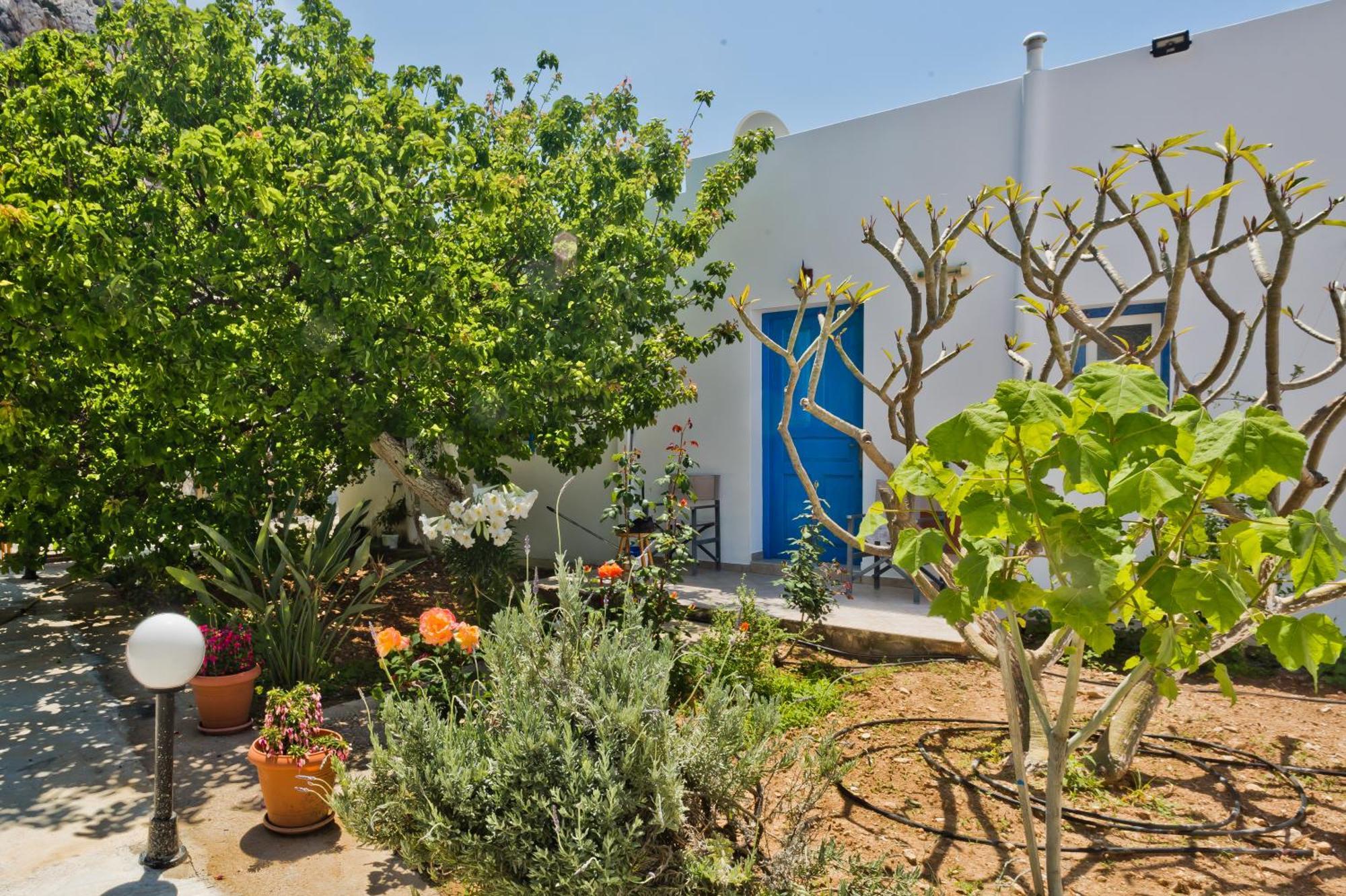 Pleiades Apartments Lefkos  Exterior photo